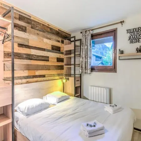 For 6 People * Chamonix